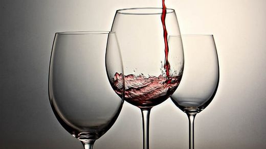 ¿Copas de cristal o de vidrio?